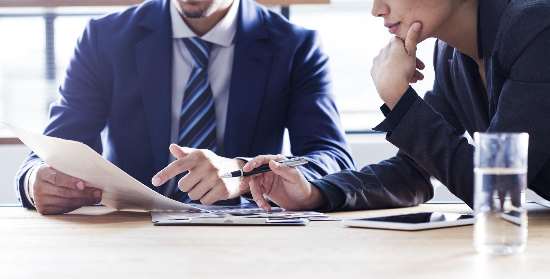 Business people discussion working concept